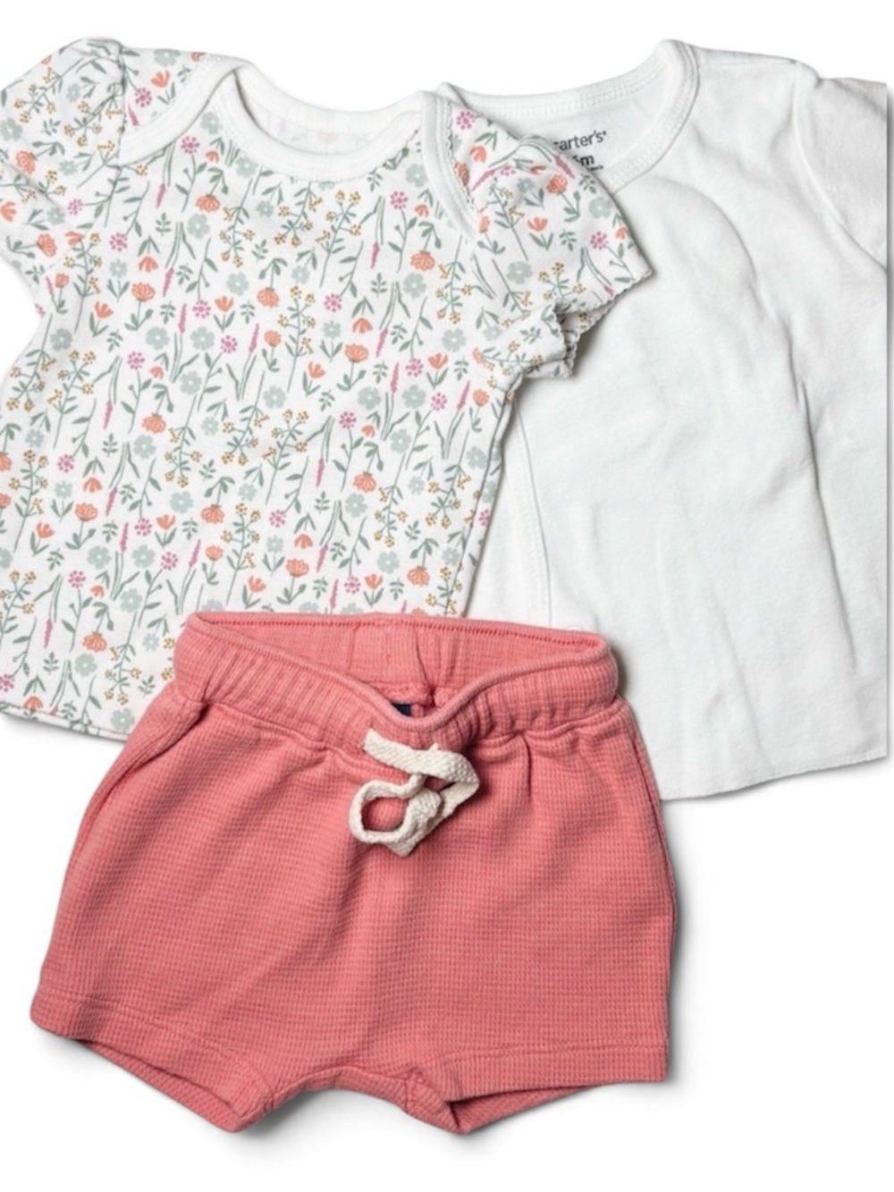 5/15$ Carter's Old Navy Terracotta Waffle Shorts & Wildflower Bodysuit 3pcs 0-3M